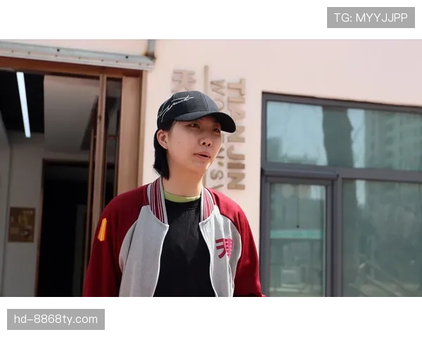 袁心玥比赛场上的霸气秒变买菜大妈，差距也太大了吧