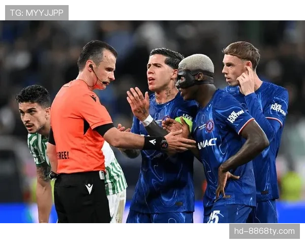 切尔西防线磨合仍不稳定，阶段性表现波动对球队稳定性产生影响