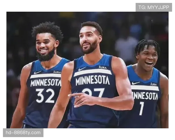 戈贝尔通过篮下护筐与挡拆协防显著提升爵士防守效率